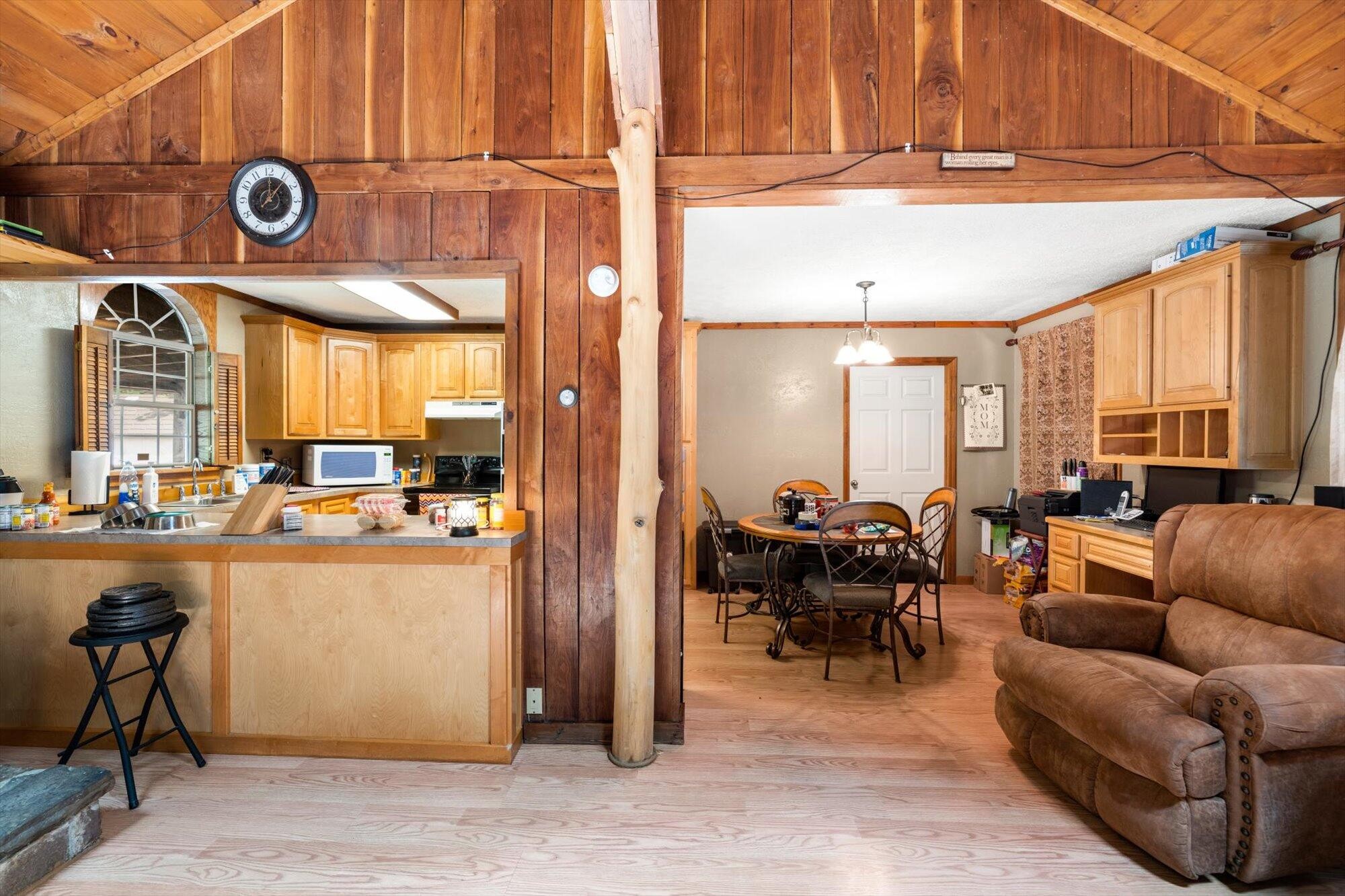 2158 Bluff Mountain Road Sevierville, TN 37876 - Photo 4 of 15 Gallery Image 4