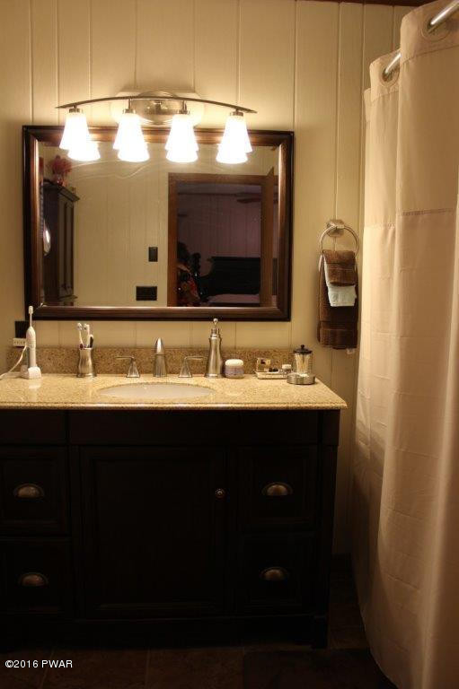 108 Wallenpaupack Road Lakeville, PA 18438 - Photo 8 of 20