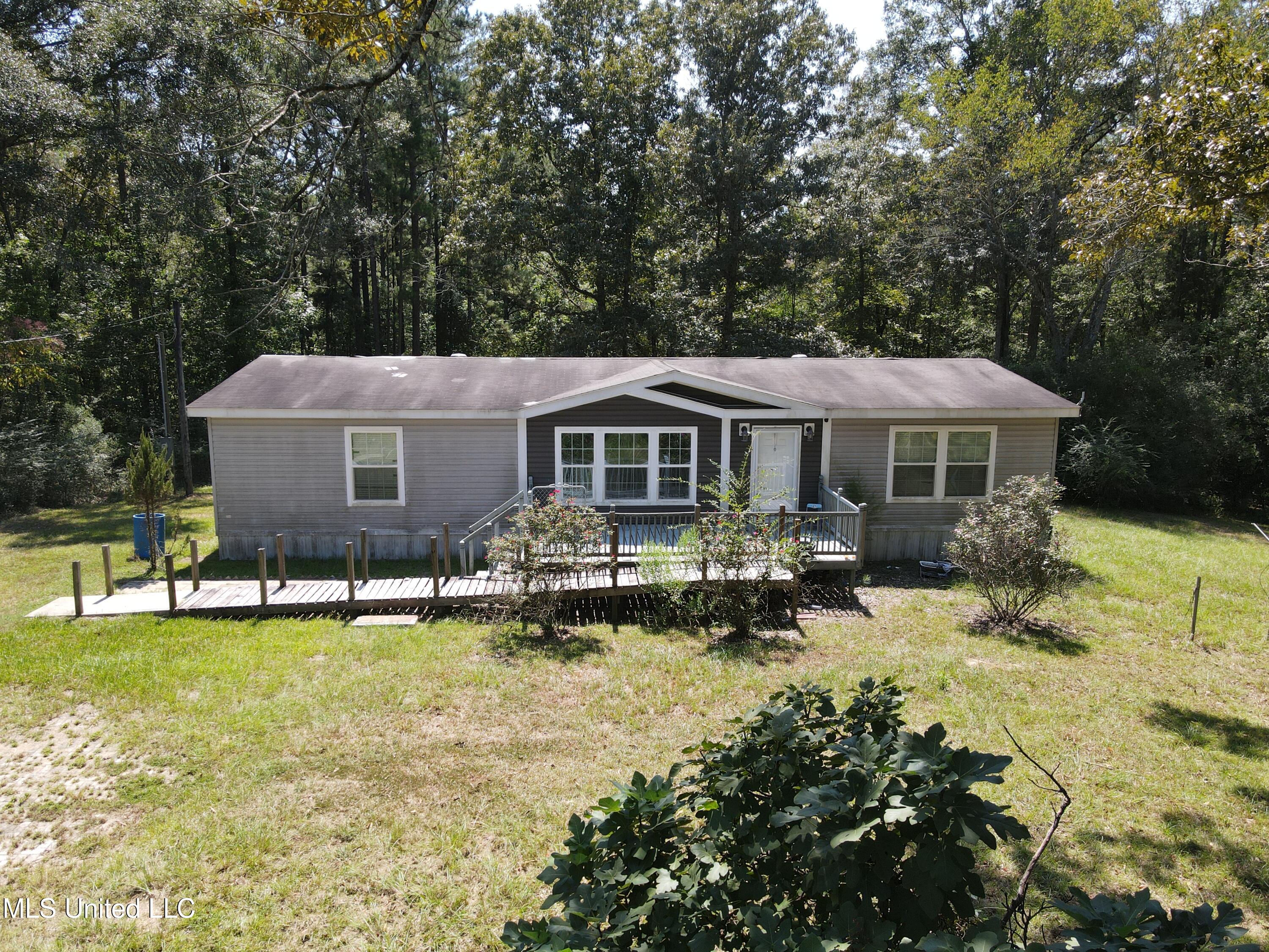 101 Pearl Hodge Road Laurel, MS 39443 - Photo 36 of 43 DJI_0824