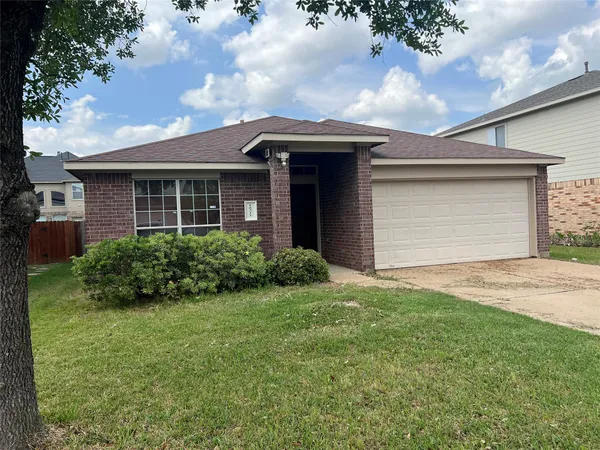 $1,800 | 18311 Melissa Springs Drive, Tomball, TX 77375