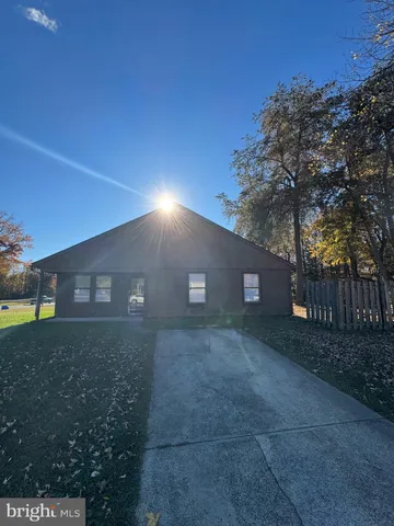 $1,900 | 3269 Indian King Court, Waldorf, MD 20602