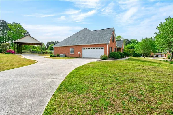 $514,900 | 3057 Biltmore Woods Drive, Buford, GA 30519