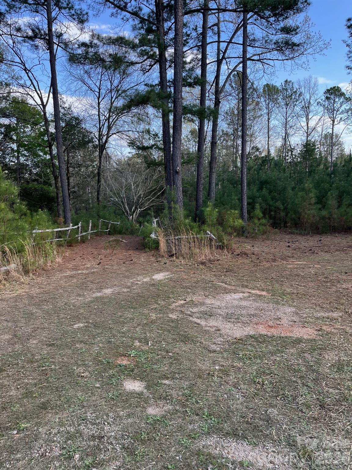 1264 Worthys Ferry Road Carlisle, SC 29031 - Photo 3 of 4