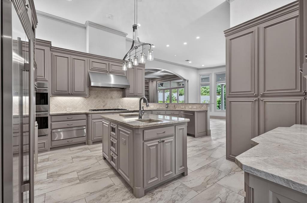 14819 Bellbrook Drive Addison, TX 75254 - Photo 9 of 25