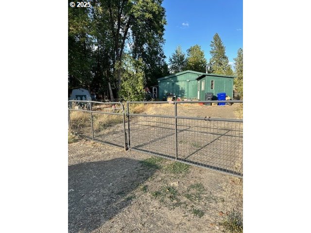 28656 South Marshall Road Mulino, OR 97042 - Photo 1 of 37 Gallery Image 1