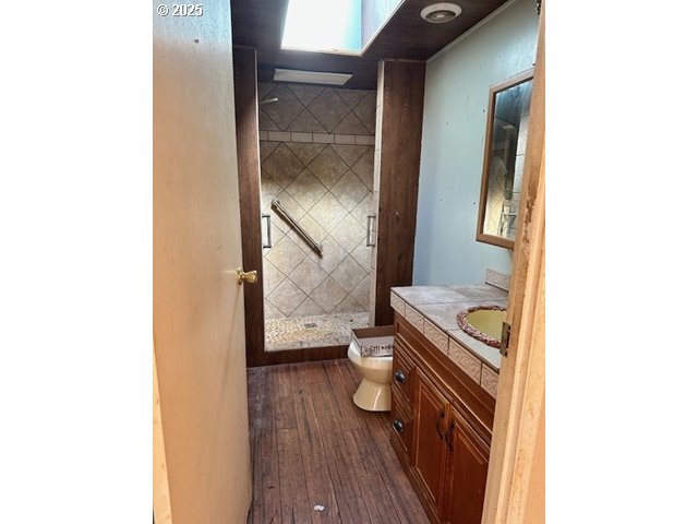 28656 South Marshall Road Mulino, OR 97042 - Photo 13 of 37 Bathroom, Attached