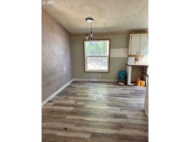 28656 South Marshall Road Mulino, OR 97042 - Photo 8 of 37 Dining Room