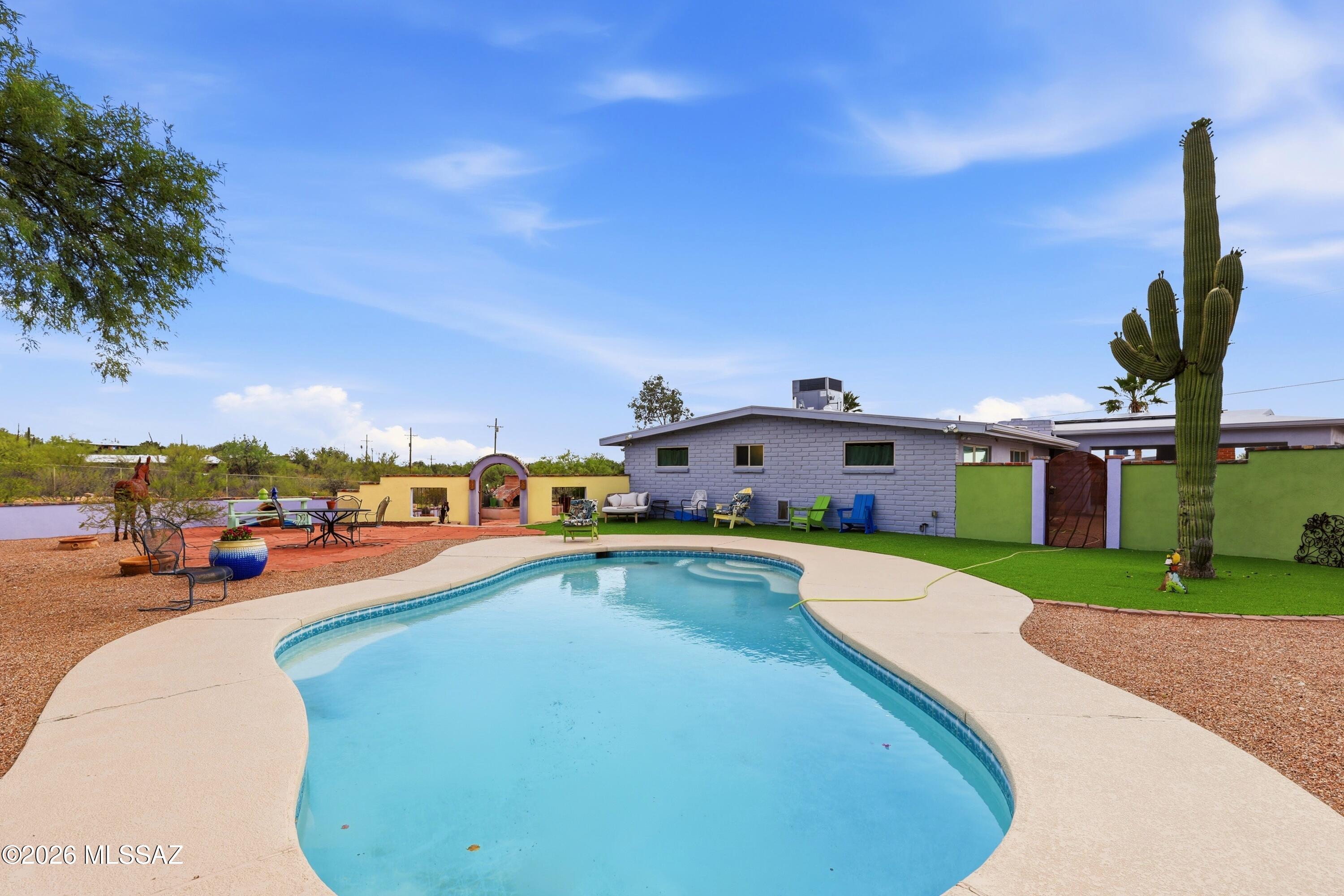 220 East Magee Road Tucson, AZ 85704 - Photo 32 of 38 Entertaining oasis