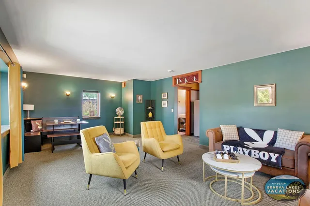 $2,500 | 433 Broad Street, Lake Geneva, WI 53147