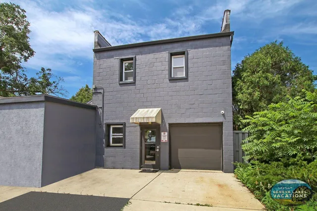 $2,500 | 433 Broad Street, Lake Geneva, WI 53147