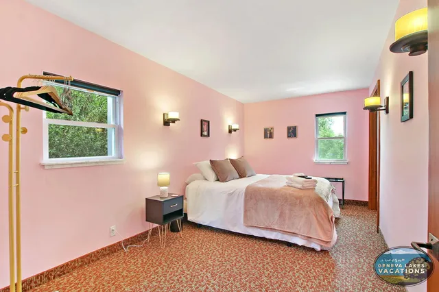 $2,500 | 433 Broad Street, Lake Geneva, WI 53147