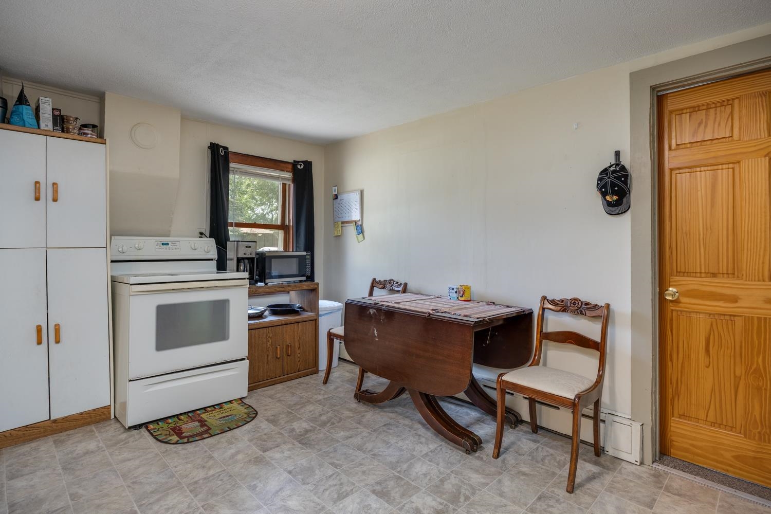 412 Clarence Street Fort Atkinson, WI 53538 - Photo 12 of 26