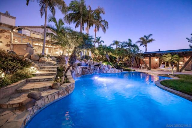 a view of a basket ball ground