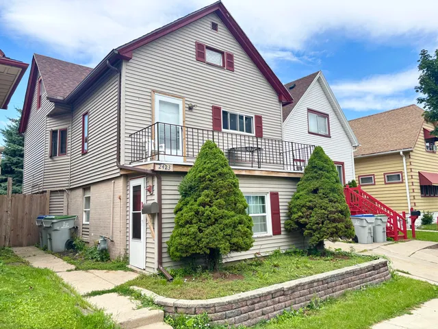 $185,000 | 2423 South 5th Street, Milwaukee, WI 53207
