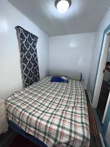 $185,000 | 2423 South 5th Street, Milwaukee, WI 53207