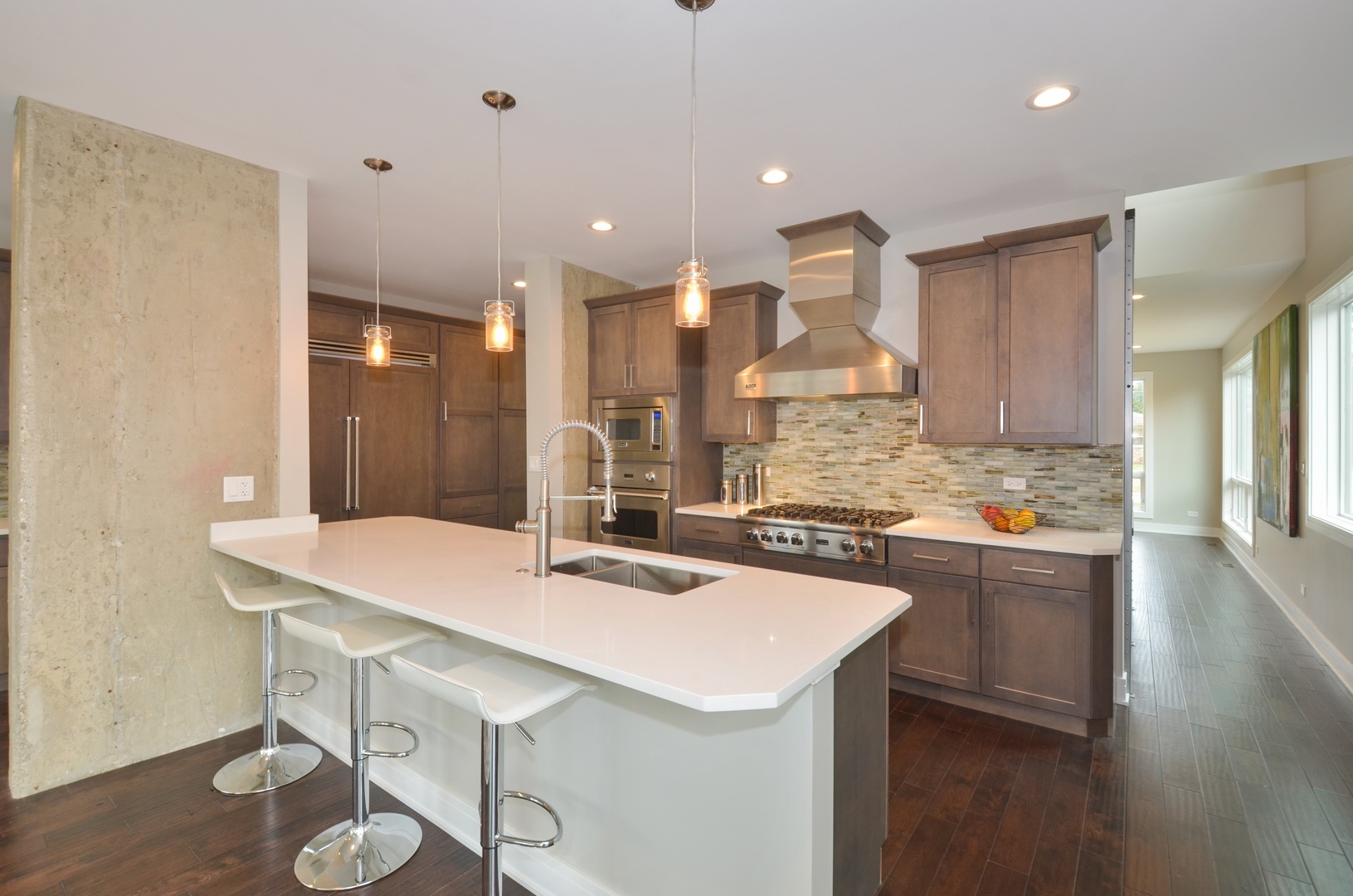 2788 Port Clinton Road Highland Park, IL 60035 - Photo 8 of 25