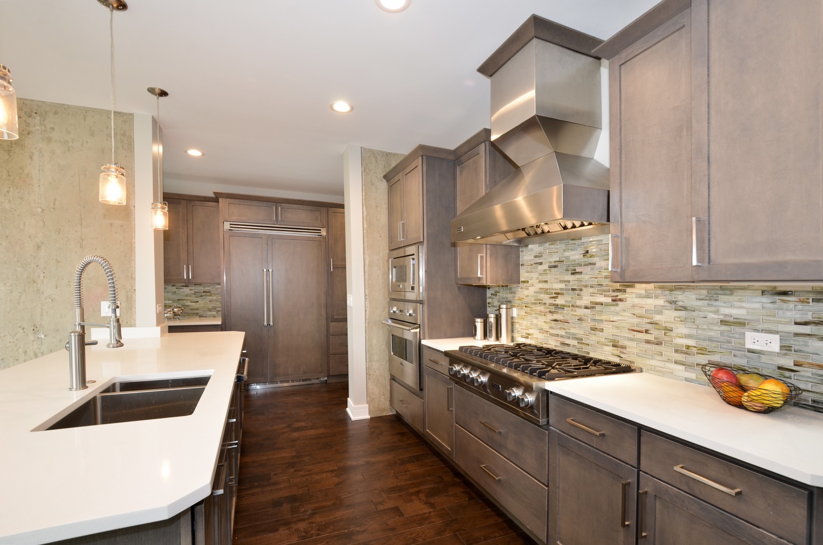 2788 Port Clinton Road Highland Park, IL 60035 - Photo 9 of 25