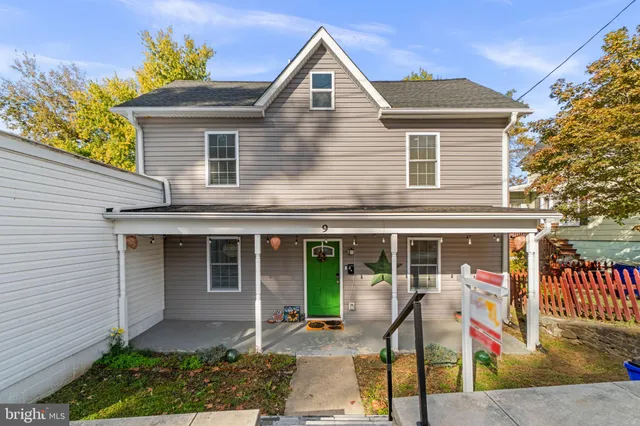 $389,000 | 9 9th Avenue, Brunswick, MD 21716
