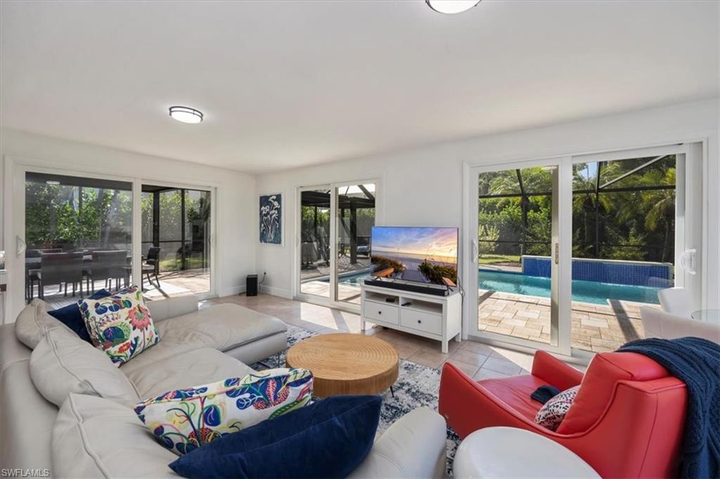 1236 13th Avenue North Naples, FL 34102 - Photo 12 of 25