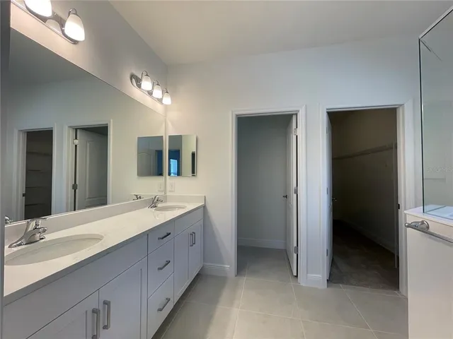 $4,200 | 2561 Starapple Way, Sarasota, FL 34240