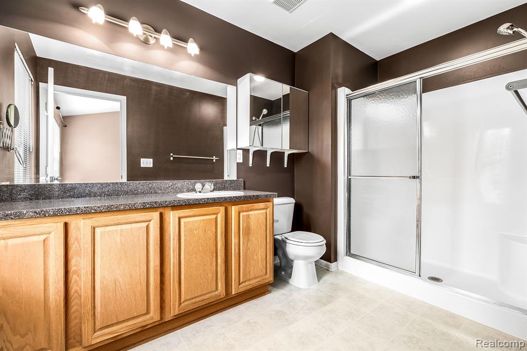 11766 Farmington Road Livonia, MI 48150 - Photo 18 of 23