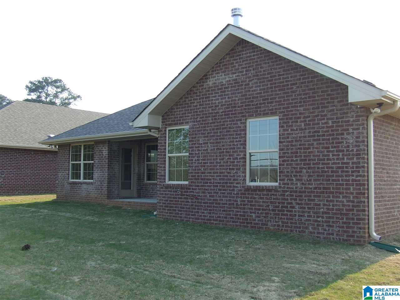 221 Makena Way Alabaster, AL 35007 - Photo 3 of 35