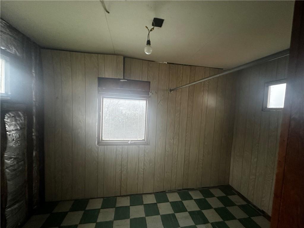 325 Elm Road Ambridge, PA 15003 - Photo 12 of 13 a bathroom with a black and white checkered floor