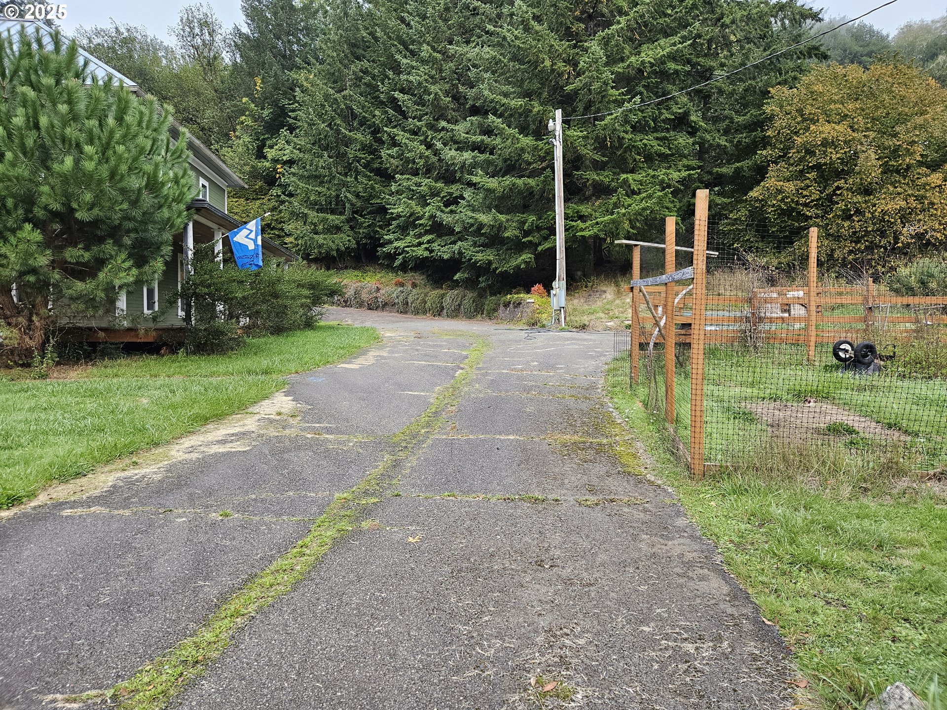 63674 Daniels Creek Road Coos Bay, OR 97420 - Photo 39 of 42