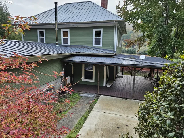 a view of a house with a patio
