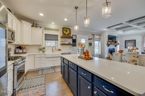 $766,000 | 818 Hales Chapel Road, Gray, TN 37615