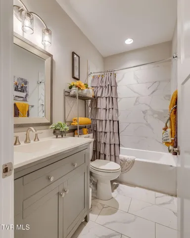 $799,000 | 818 Hales Chapel Road, Gray, TN 37615