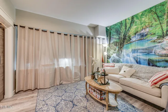 $799,000 | 818 Hales Chapel Road, Gray, TN 37615