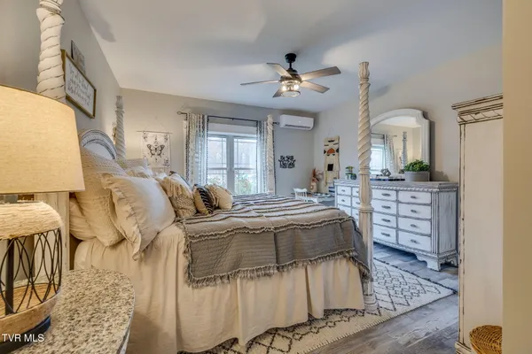 $766,000 | 818 Hales Chapel Road, Gray, TN 37615