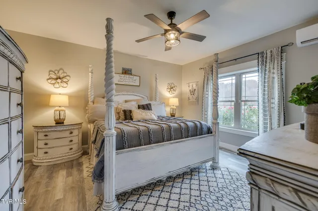 $799,000 | 818 Hales Chapel Road, Gray, TN 37615