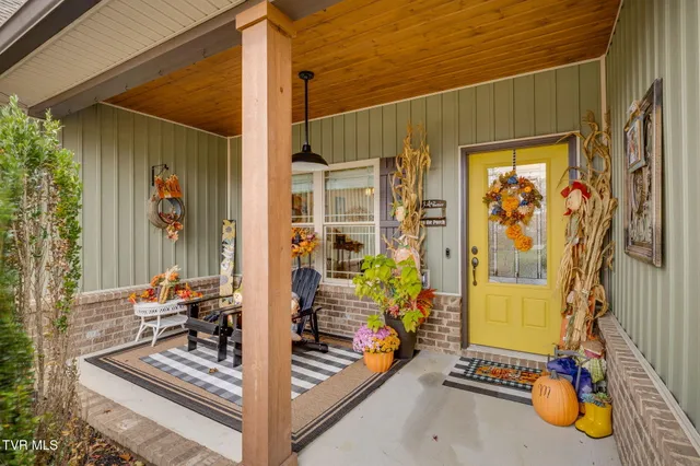 $799,000 | 818 Hales Chapel Road, Gray, TN 37615