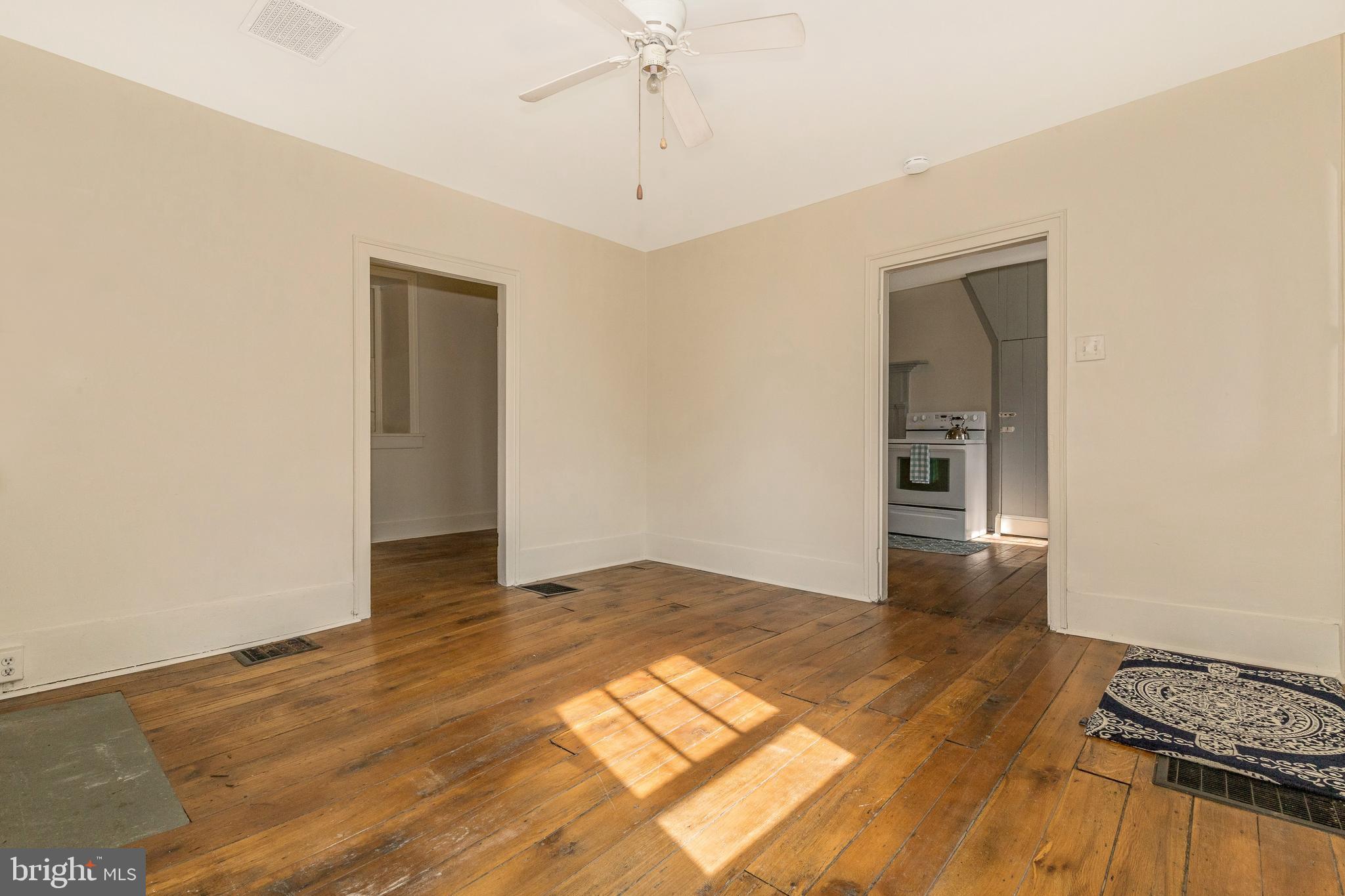 12908 Martin Road Smithsburg, MD 21783 - Photo 12 of 52 Gallery Image 12