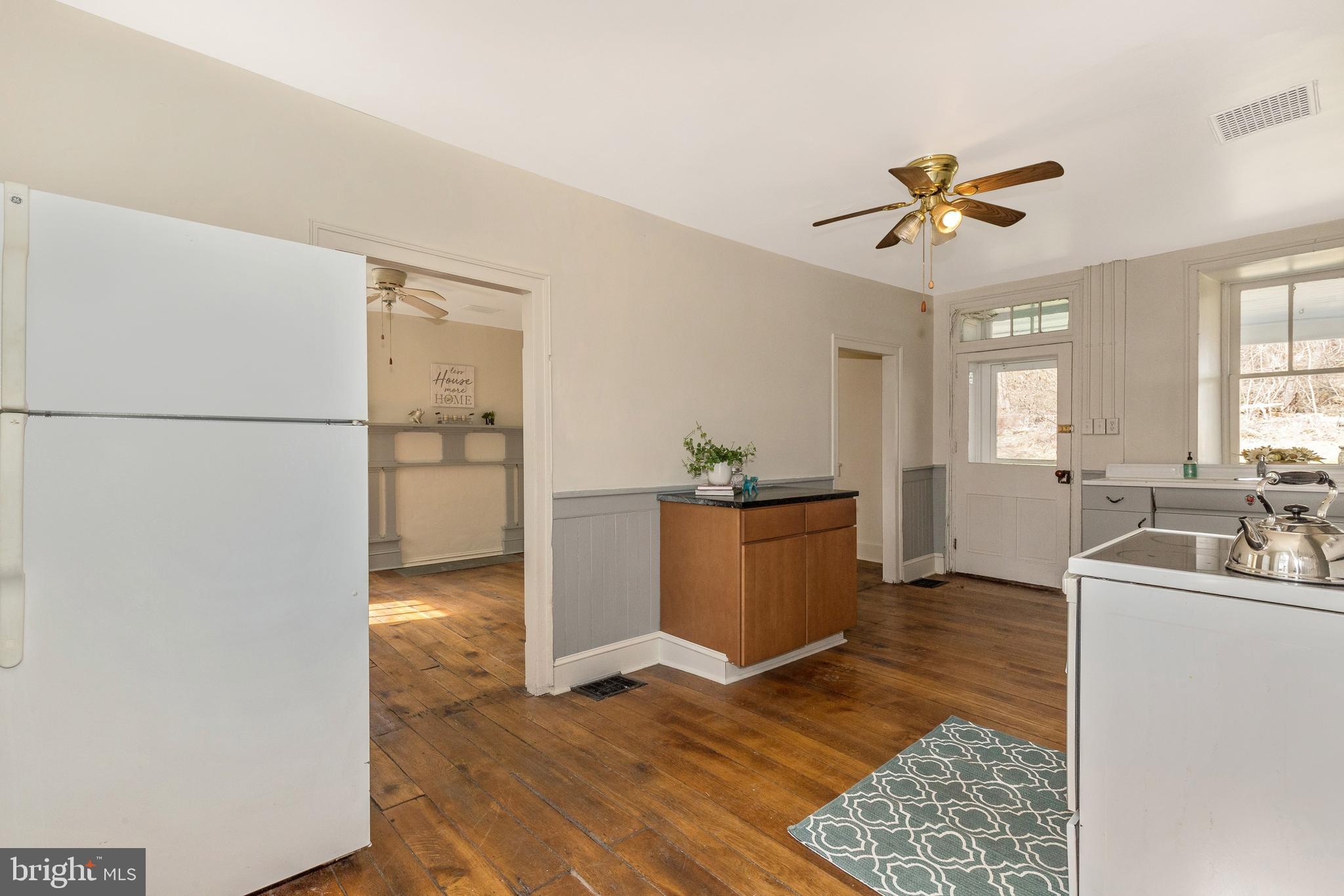 12908 Martin Road Smithsburg, MD 21783 - Photo 18 of 52 Gallery Image 18