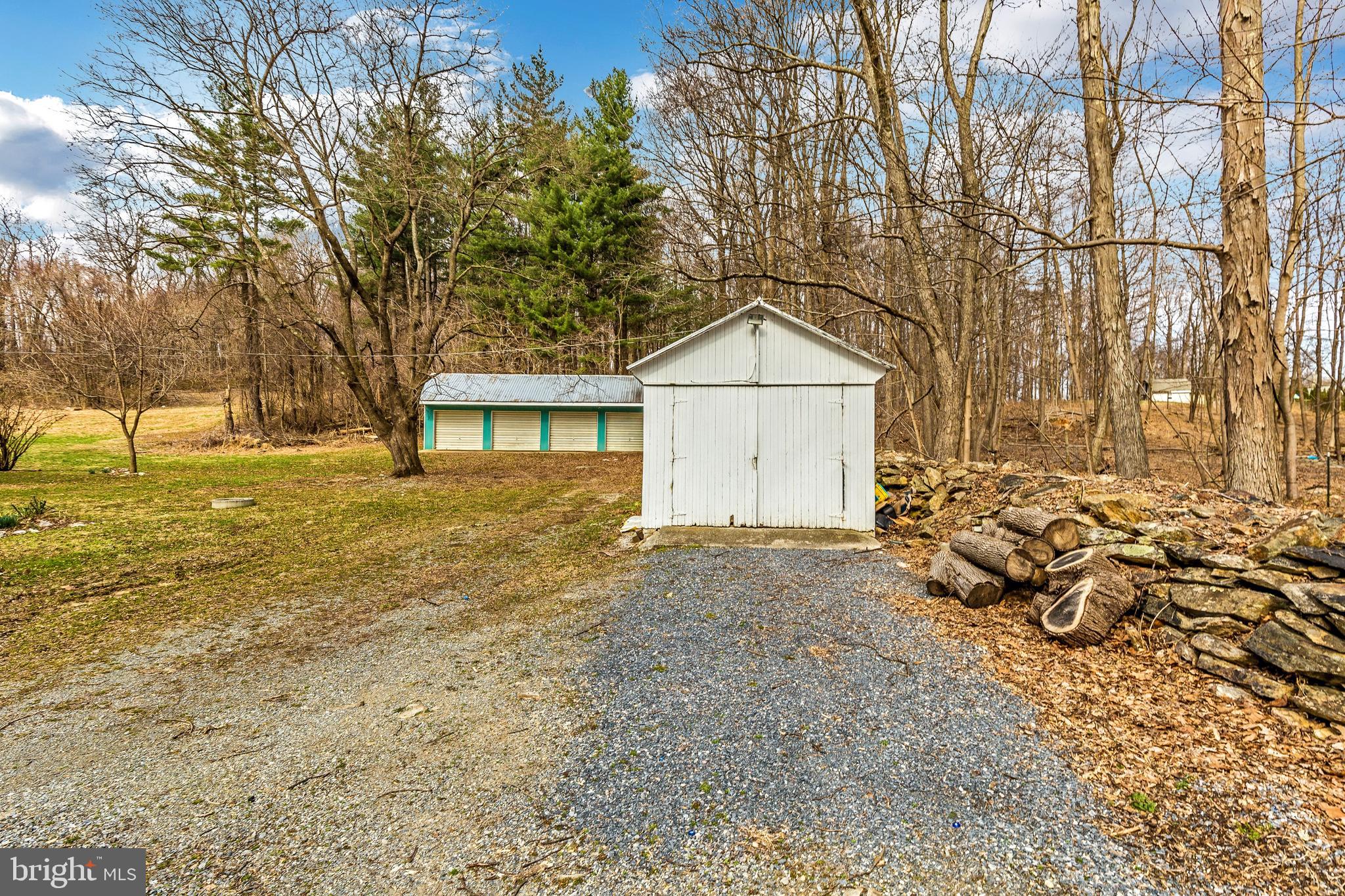 12908 Martin Road Smithsburg, MD 21783 - Photo 4 of 52 Gallery Image 4