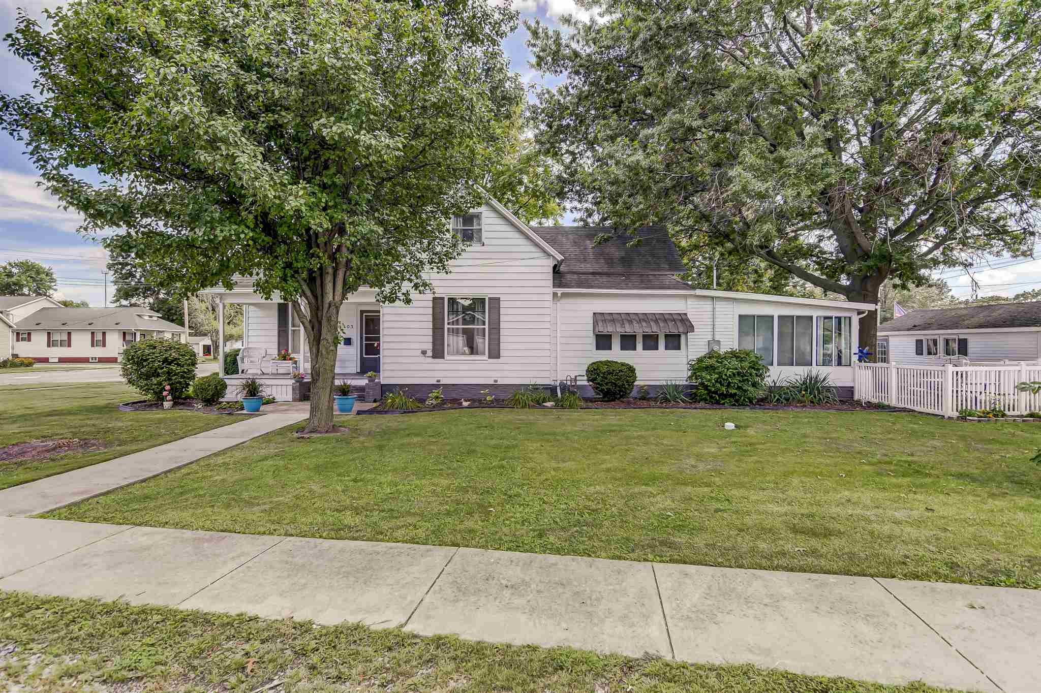 403 South Springfield Street Virden, IL 62690 - Photo 3 of 46 Gallery Image 3