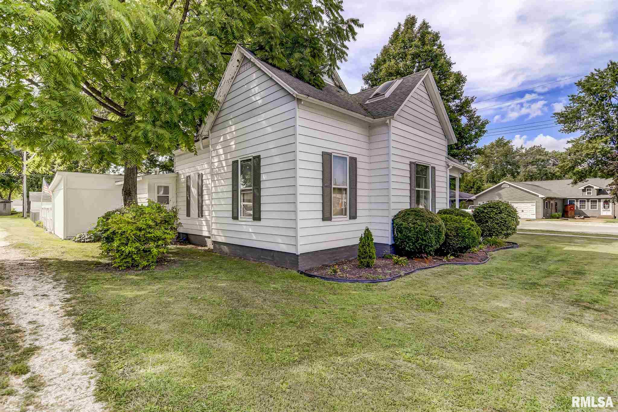 403 South Springfield Street Virden, IL 62690 - Photo 4 of 46 Gallery Image 4