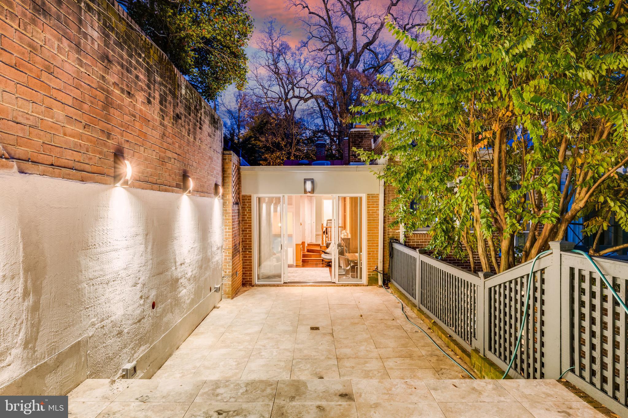 1656 32nd Street Northwest Washington, DC 20007 - Photo 40 of 48