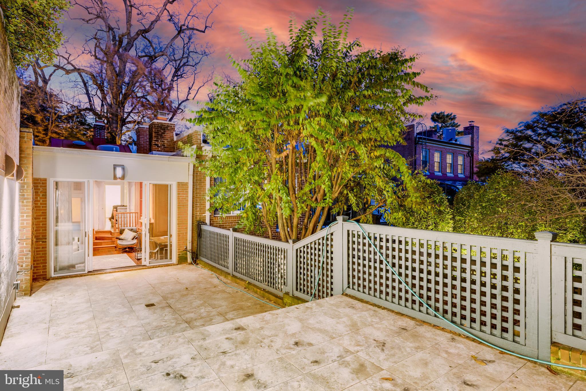 1656 32nd Street Northwest Washington, DC 20007 - Photo 5 of 48