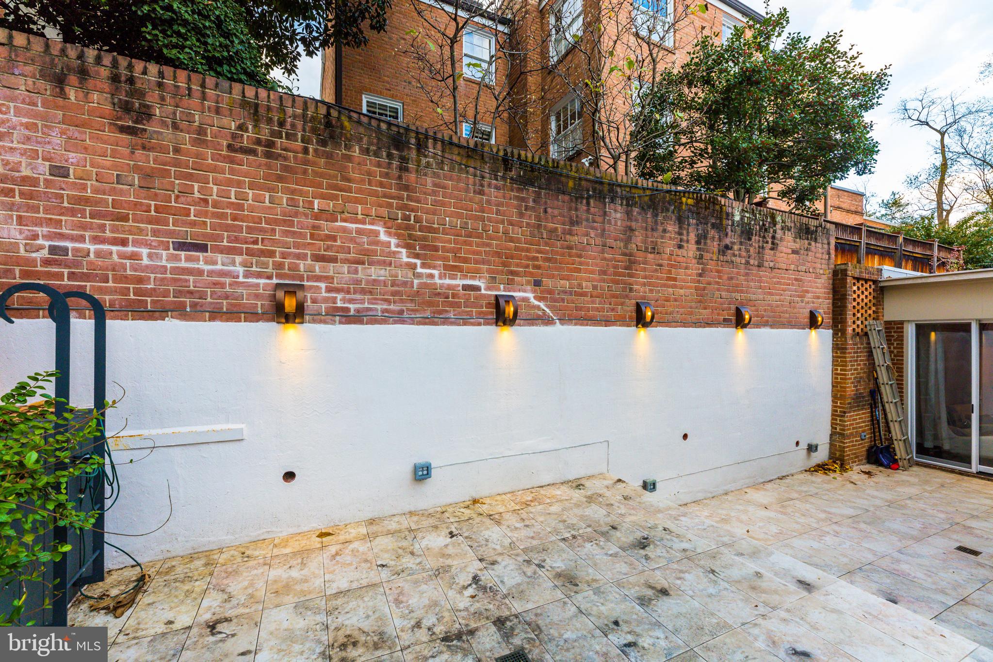 1656 32nd Street Northwest Washington, DC 20007 - Photo 43 of 48