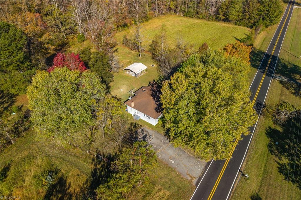 2707 Moorefields Road Hillsborough, NC 27278 - Photo 32 of 35 Gallery Image 32