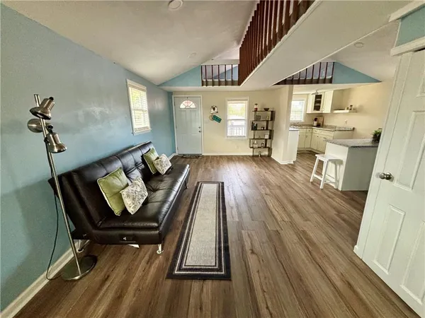 $90,000 | 10 Lucky 1 Circle, Mound City, KS 66056