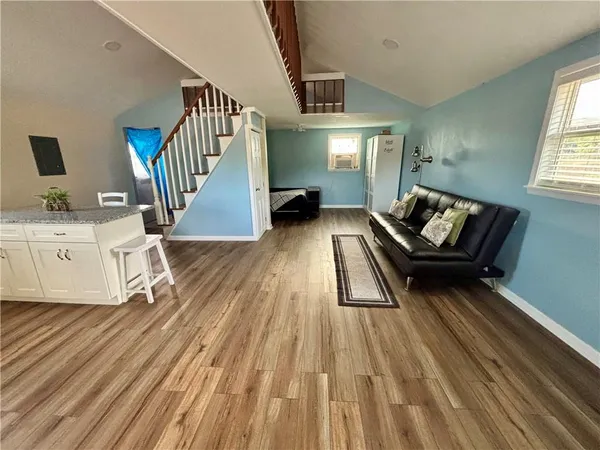 $90,000 | 10 Lucky 1 Circle, Mound City, KS 66056