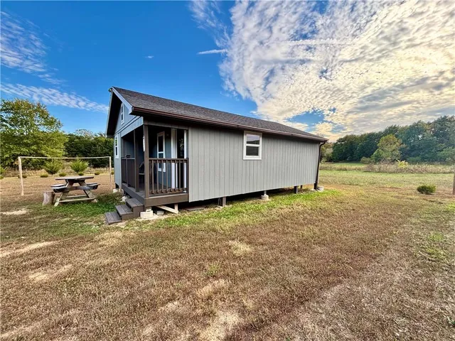 $95,000 | 10 Lucky 1 Circle, Mound City, KS 66056