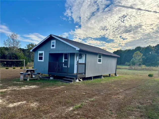 $95,000 | 10 Lucky 1 Circle, Mound City, KS 66056