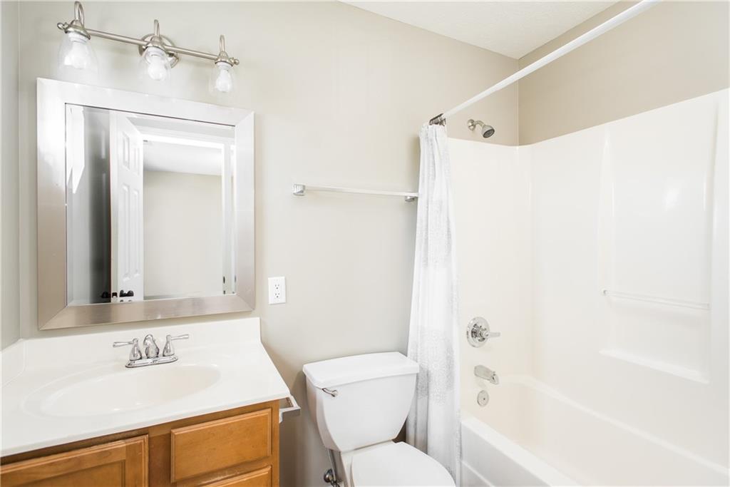 14909 Oak Road Carmel, IN 46033 - Photo 13 of 20