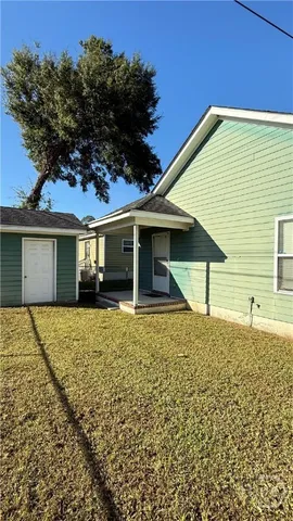 $290,000 | 1219 East Waldburg Street, Savannah, GA 31404